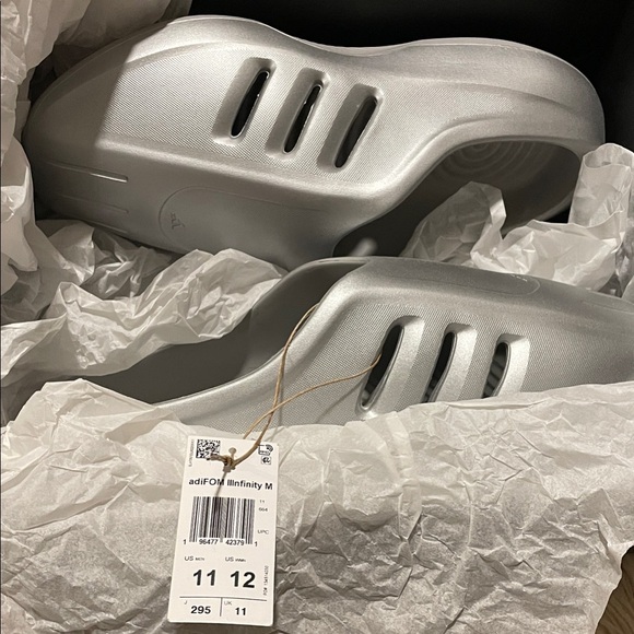 Adidas AdiFOM IIInfinity Mules in Metallic Silver Size: Mens US 11 / Womens 13 main image 4